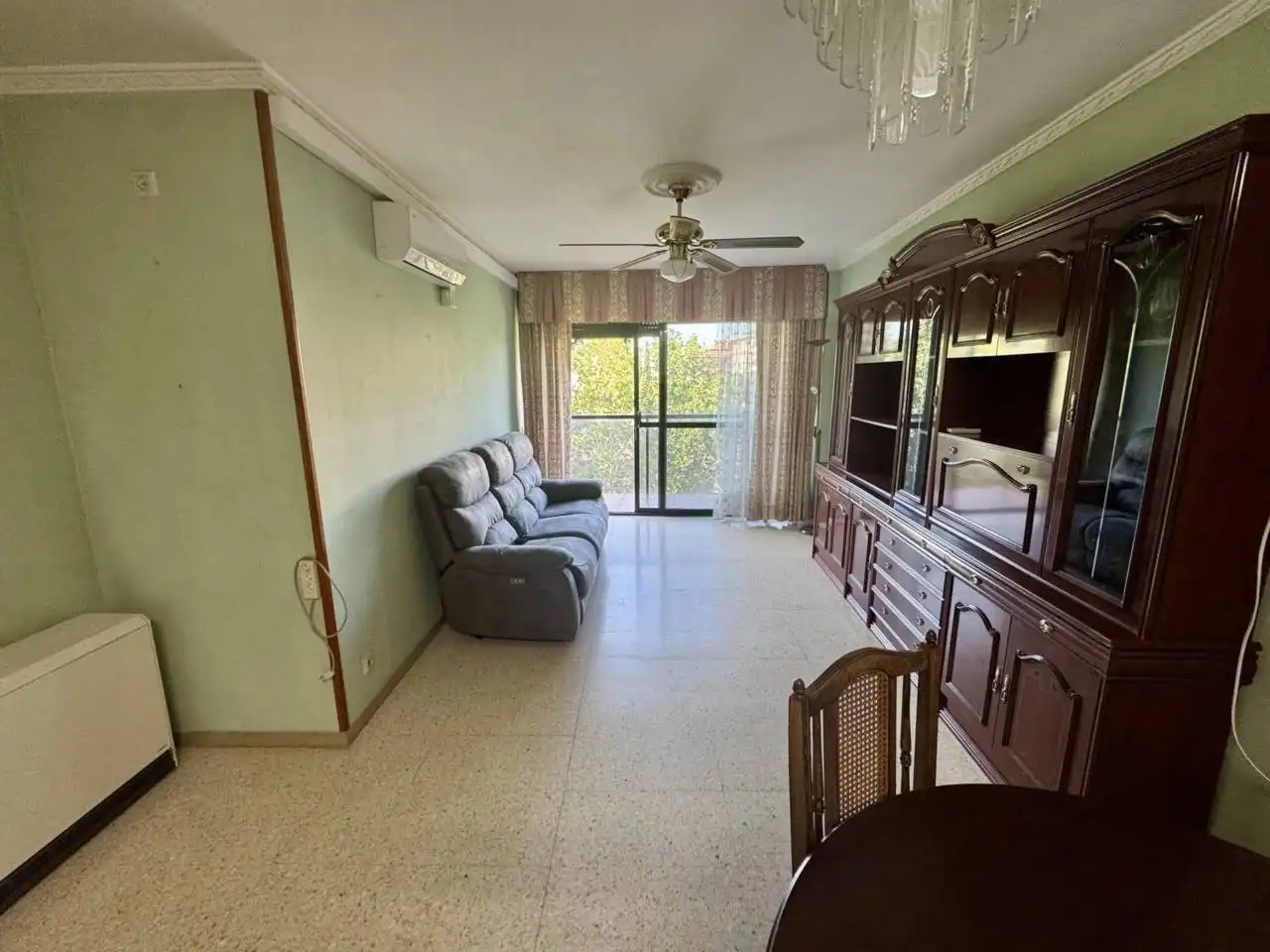 Sala de estar de Piso en venta en Cerdanyola del Vallès con Calefacción y Terraza