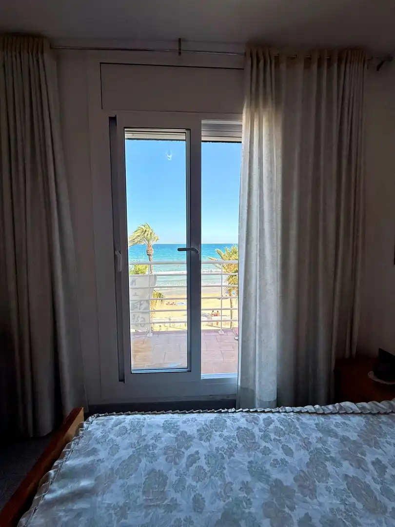 Habitación de Casa adosada en venta en Prat de Vilanova