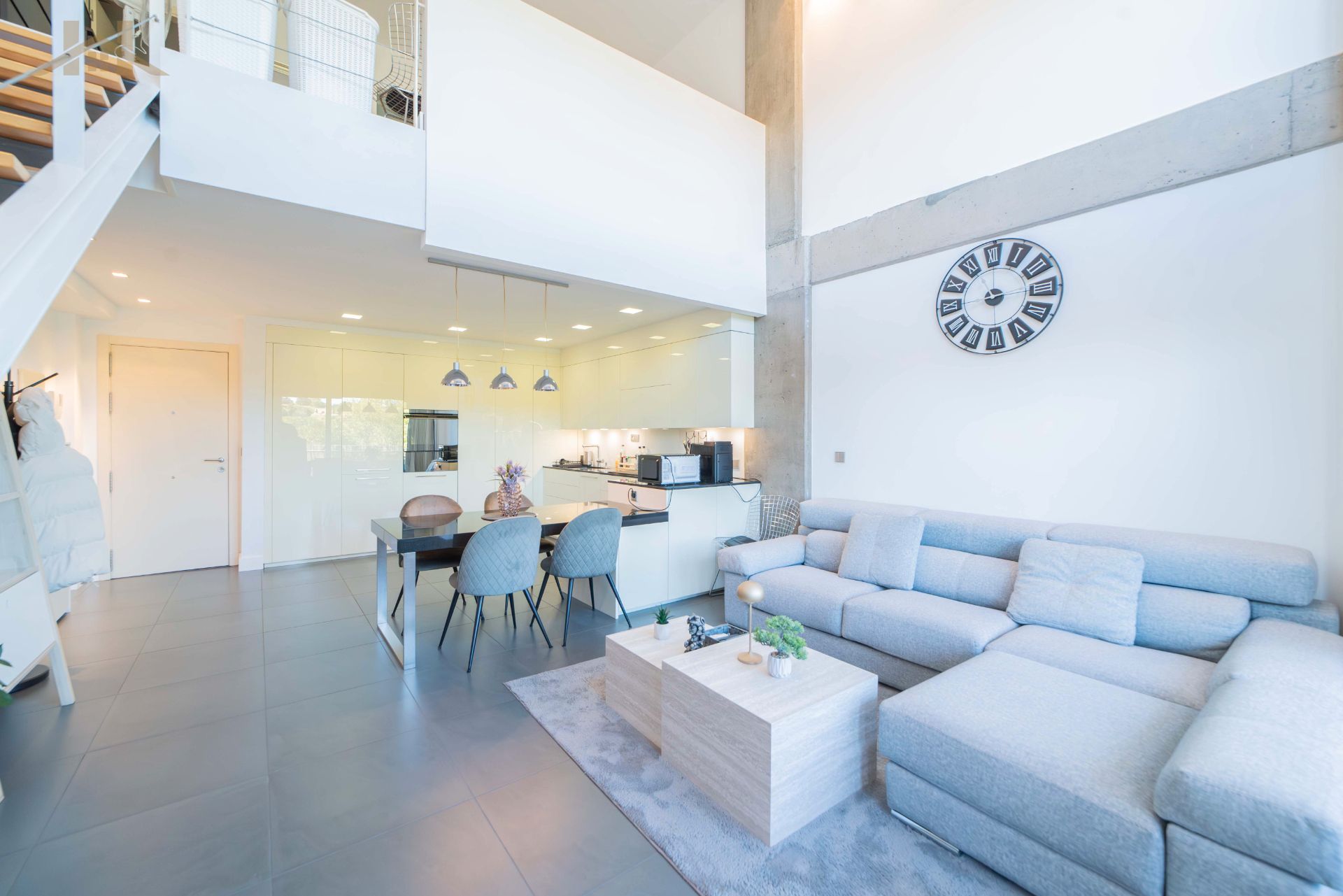 Sala d'estar de Loft en venda en Tres Cantos amb Aire condicionat, Calefacció i Terrassa