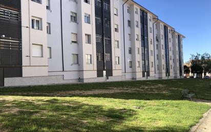 Vista exterior de Pis en venda en Segovia Capital amb Calefacció