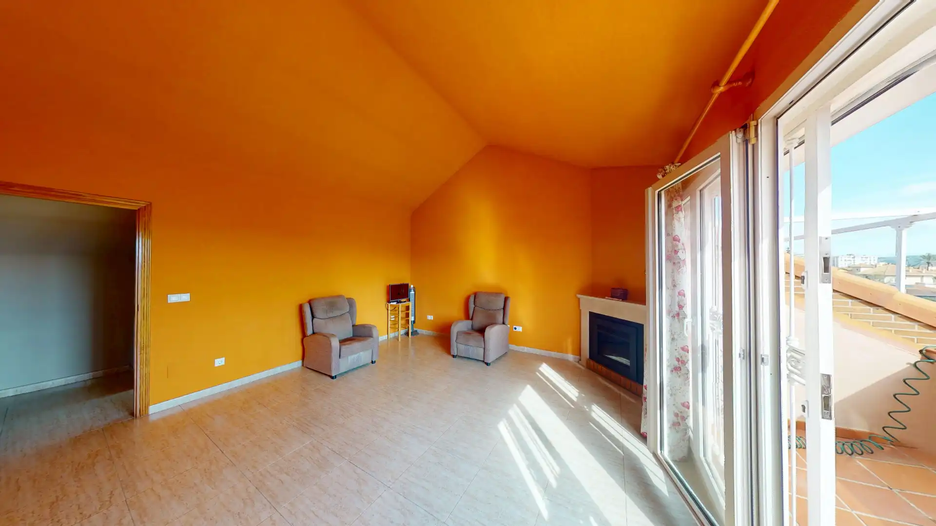 Sala de estar de Casa o chalet en venta en Alicante / Alacant con Aire acondicionado, Jardín privado y Terraza