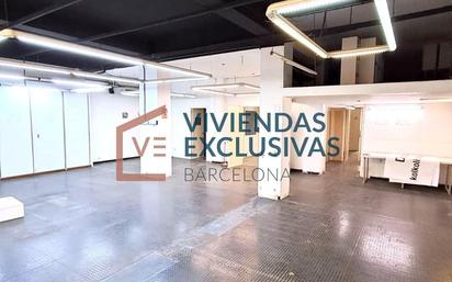 Exterior view of Premises to rent in  Barcelona Capital  with Air Conditioner