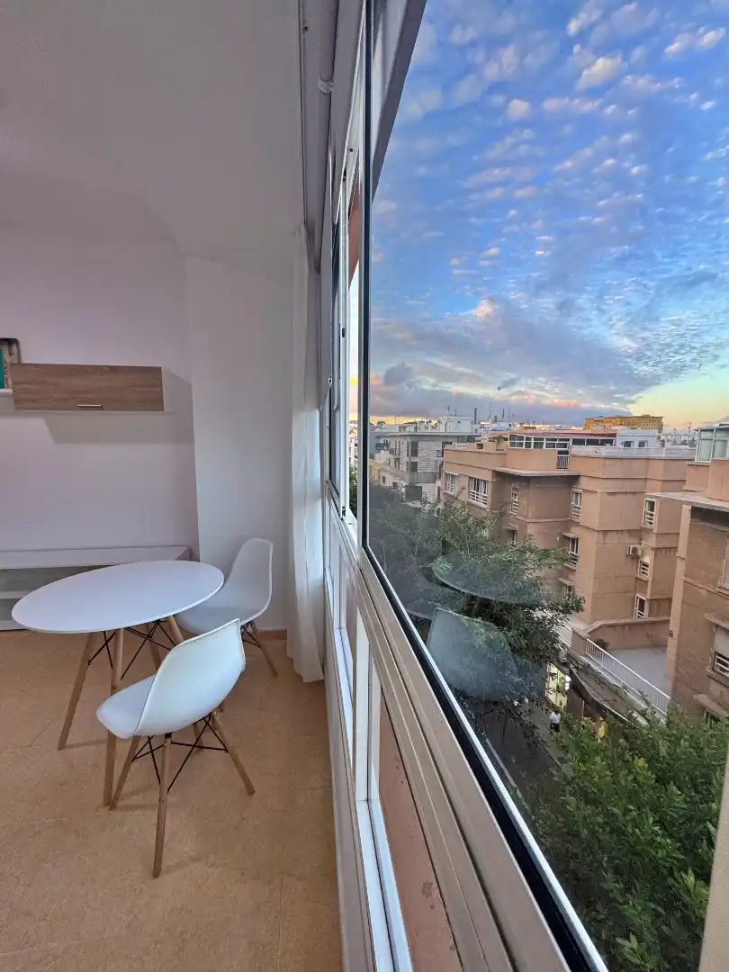Flat for rent in Calle Pío XII, Alcaravaneras