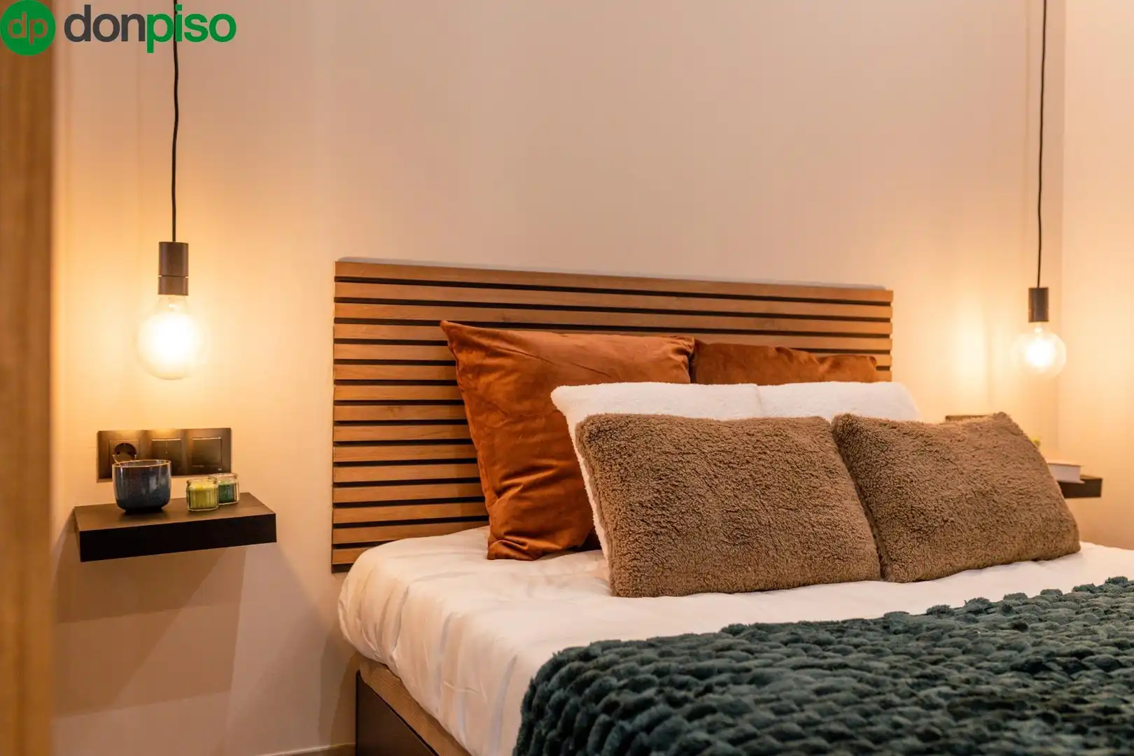 Bedroom of Study for sale in Granada  with Air Conditioner, Heating and Furnished