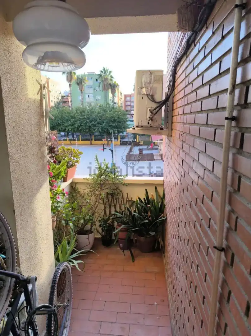 Terraza de Piso en venta en Valencia con Aire acondicionado, Amueblado y Horno