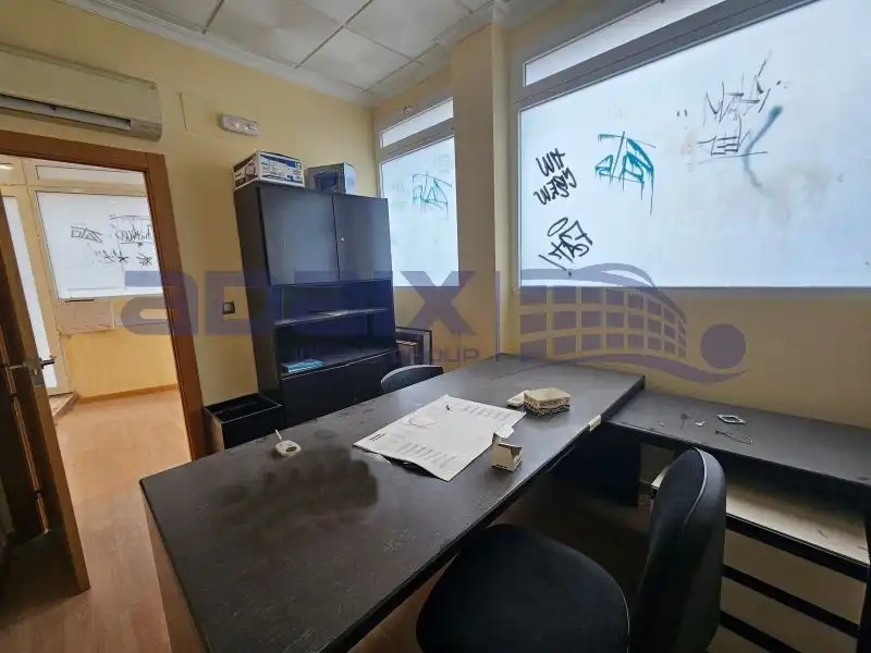 Business premises for sale in Calle Numancia, imagen 5