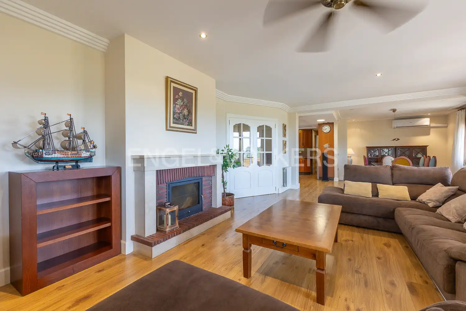 Living room of Houses for sale in Ontinyent  with Air Conditioner, Heating and Private garden