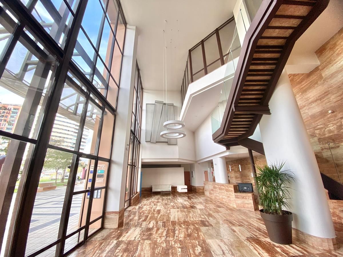 Piso en venta en Málaga Capital con Aire acondicionado, Calefacción y Jardín privado