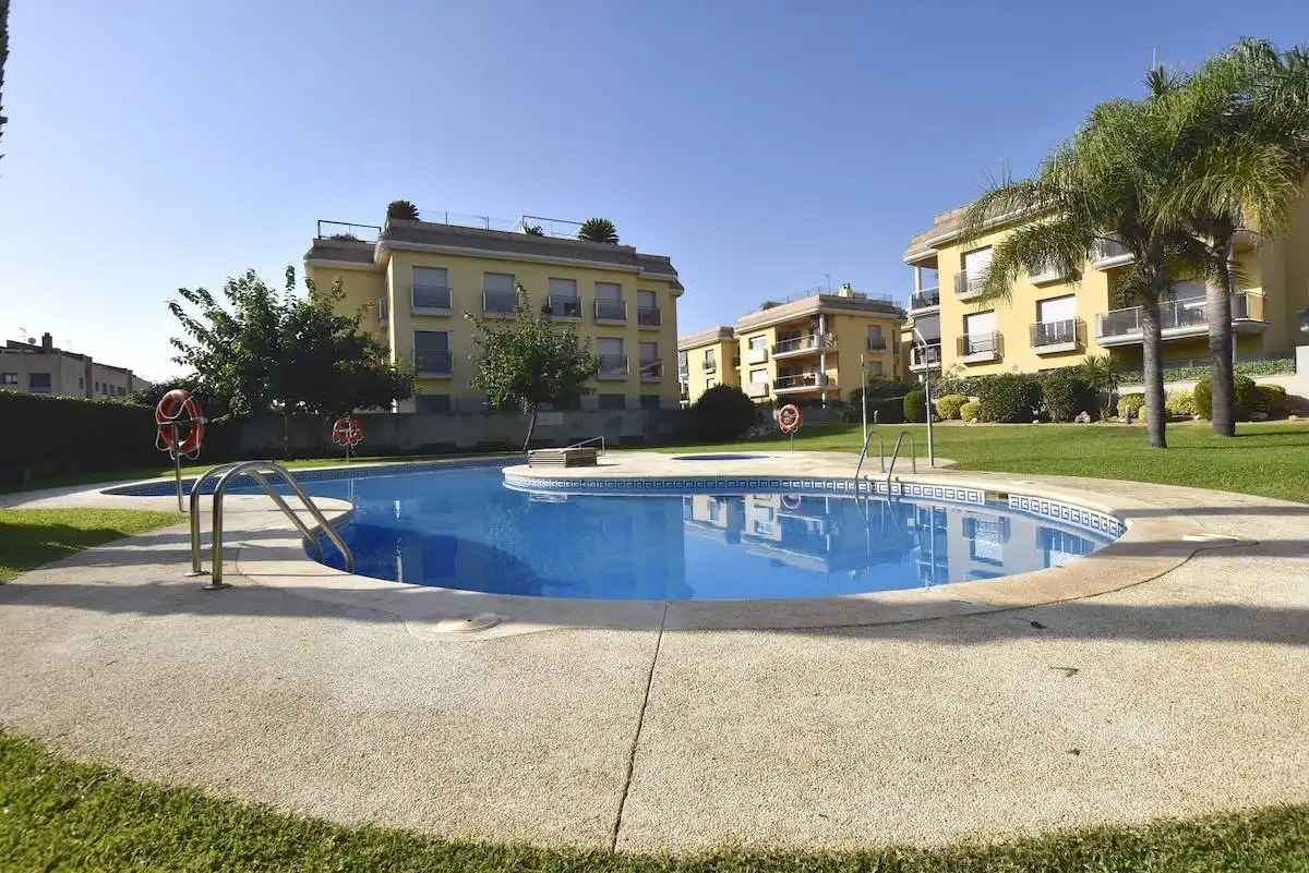 Pis amb piscina en venda a Les Salines - Pla de Sant Pere, imagen 2