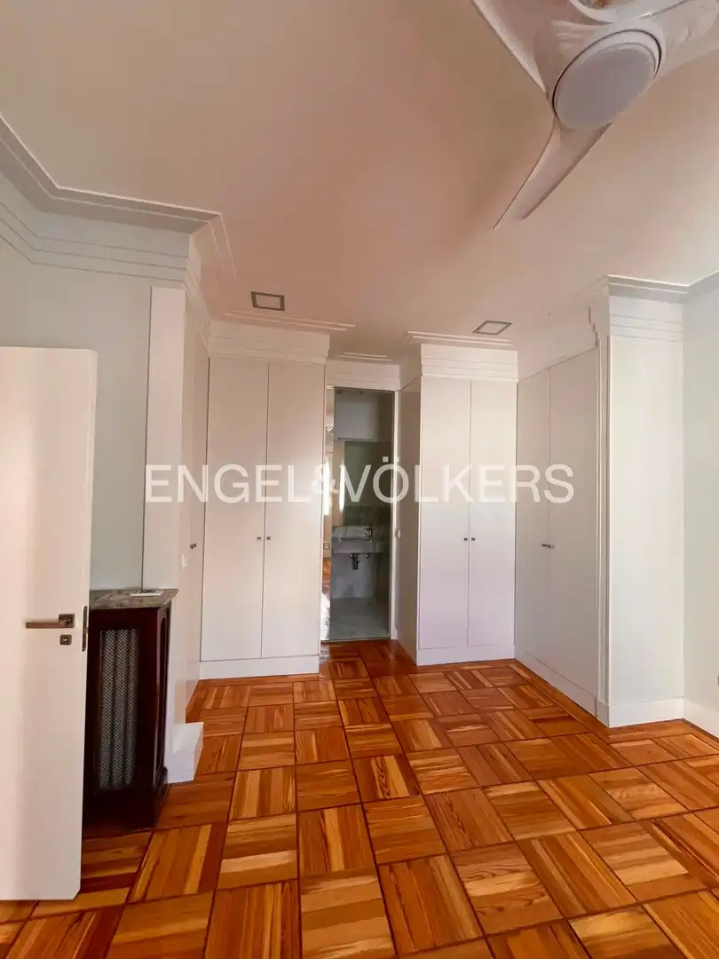 Bedroom of Flat for rent in Madrid  with Air Conditioner and Heating