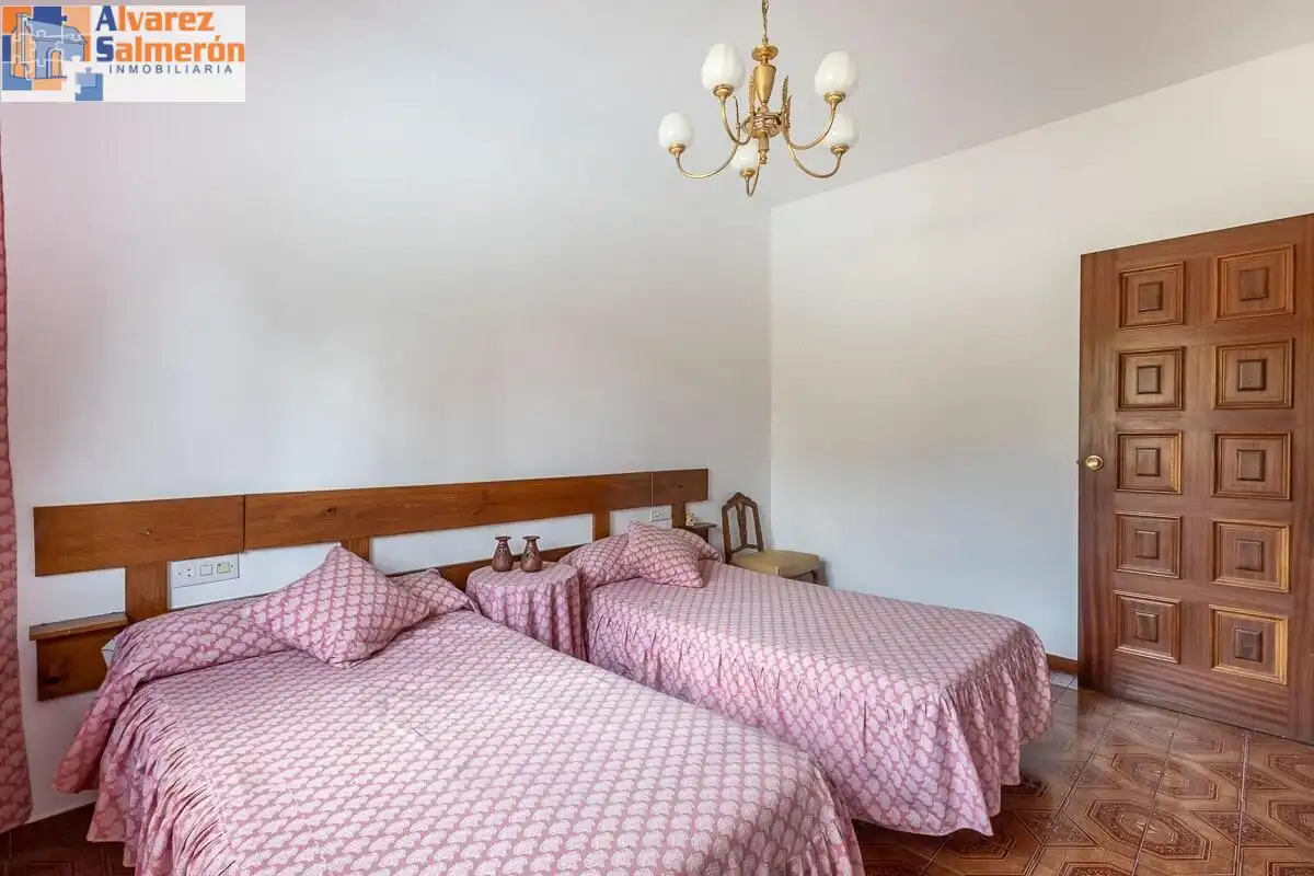 Houses for sale in Carretera de la Sierra, Lancha del Genil