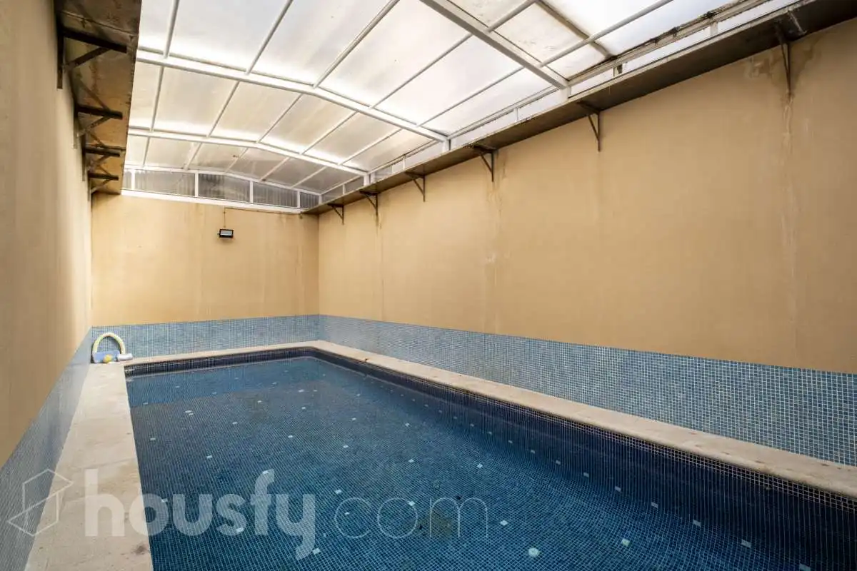 Piscina de Casa o chalet en venta en Barcelona con Aire acondicionado, Terraza y Trastero