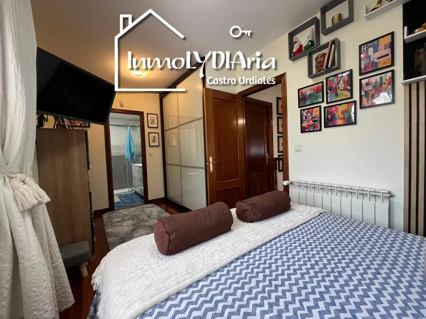 Dormitori de Casa o xalet en venda en Castro-Urdiales amb Aire condicionat, Calefacció i Jardí privat