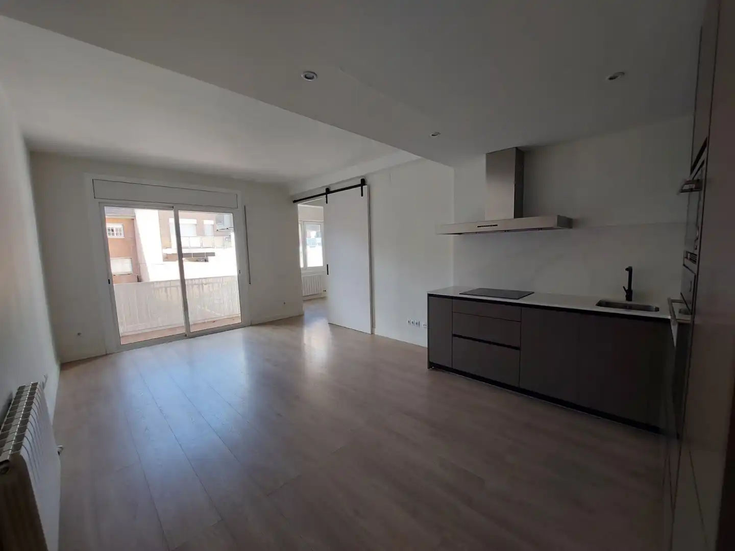 Flat with terrace to rent in Carrer de Ferran Puig