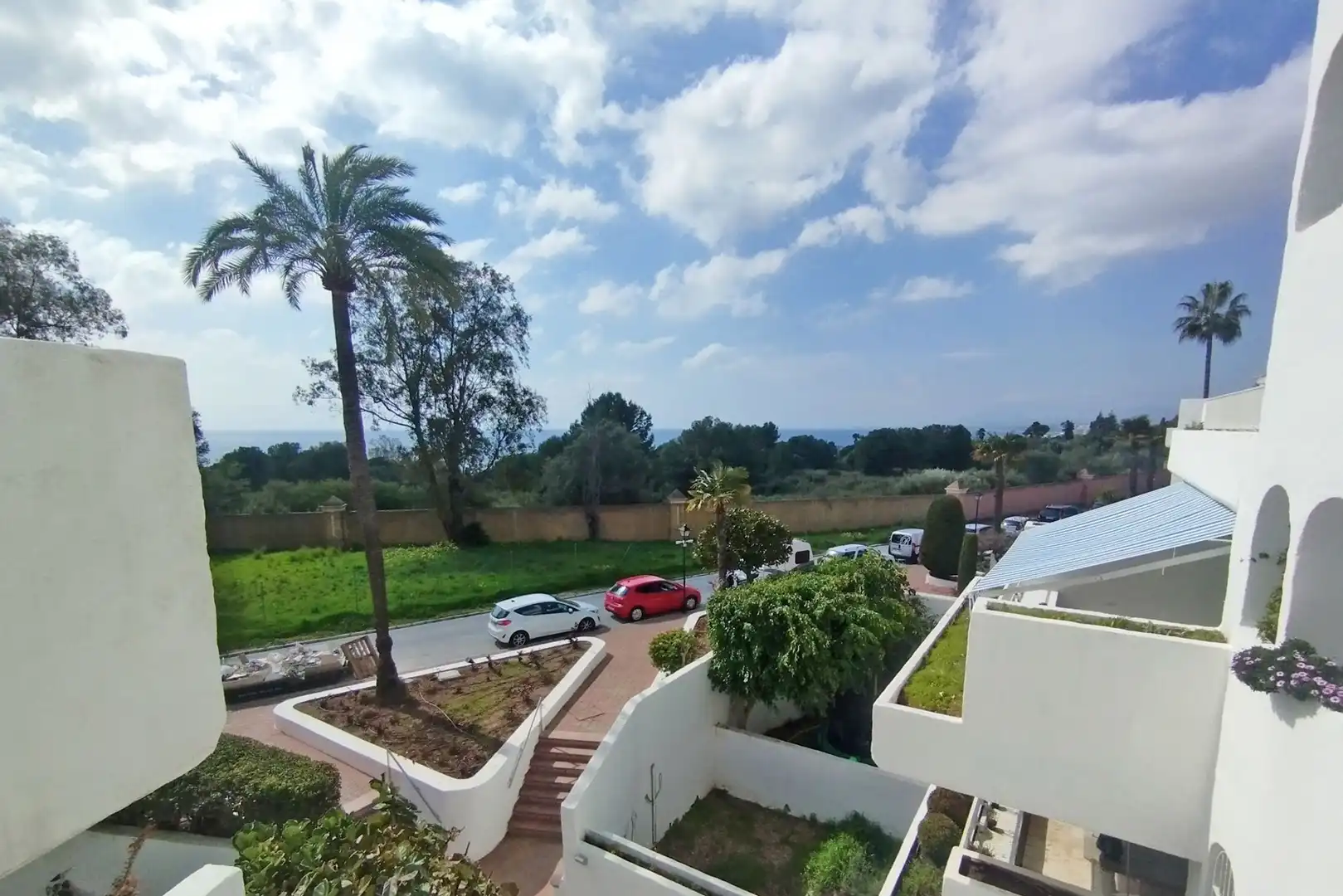 Außenansicht von Maisonette zum Verkauf in Marbella mit Terrasse