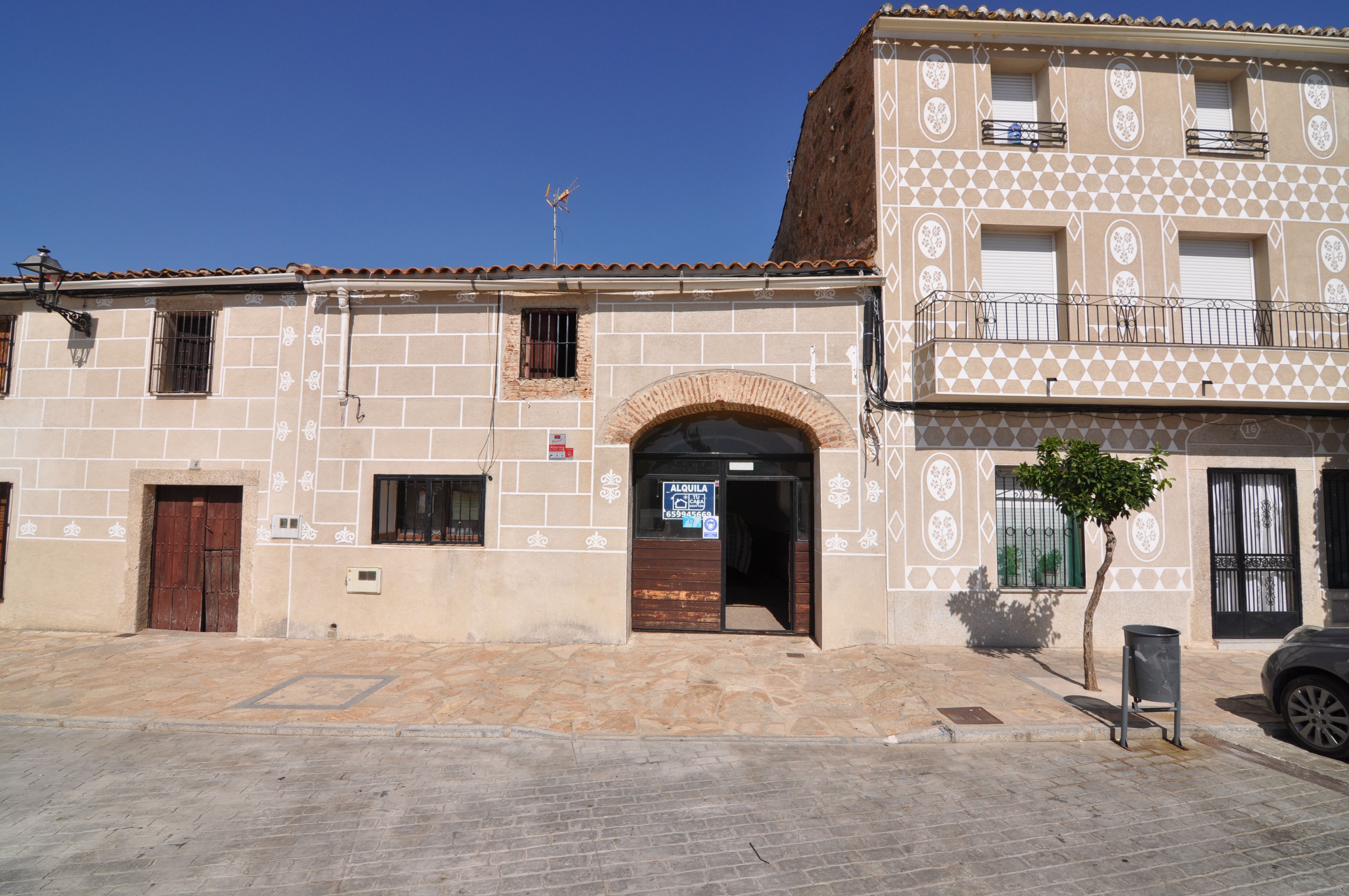 Vista exterior de Local de alquiler en Valdefuentes con Aire acondicionado