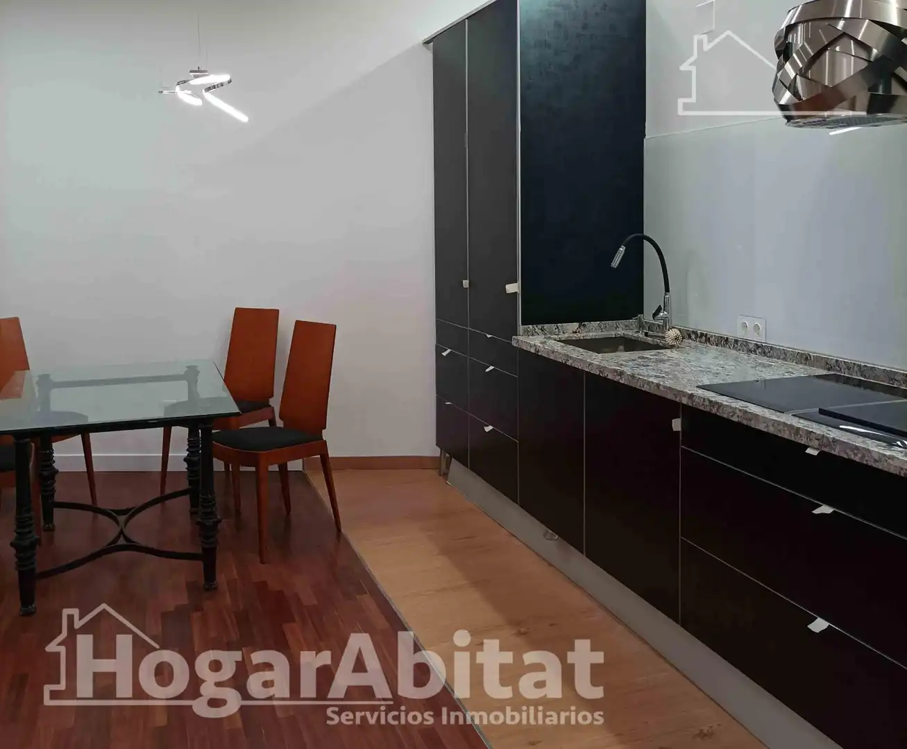 Cocina de Piso en venta en Valencia con Aire acondicionado