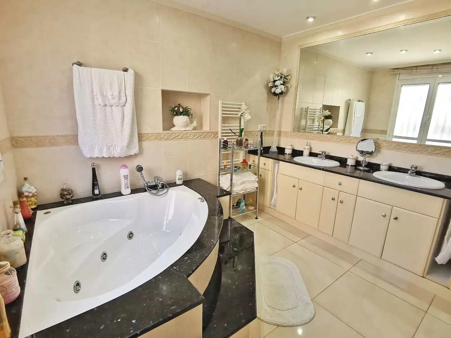 Casa con piscina en venta en Fenals, imagen 25