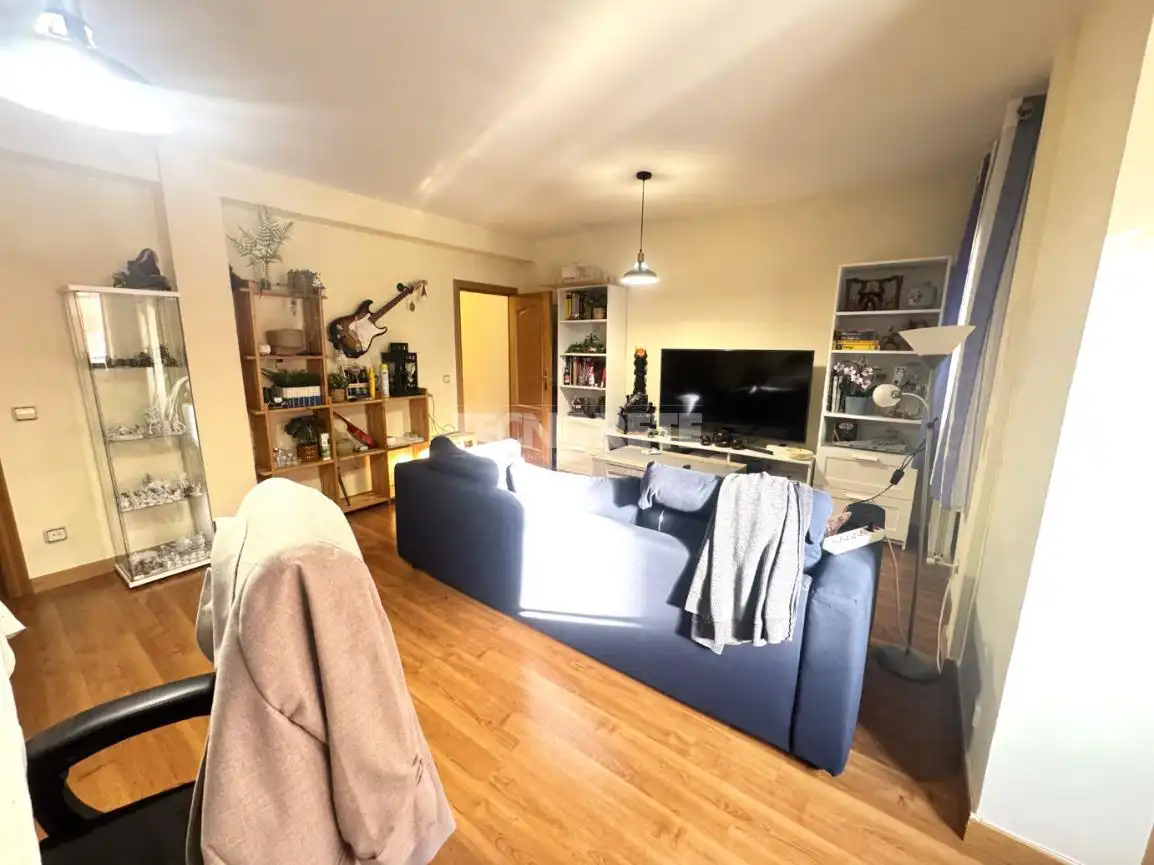 Living room of Flat for sale in Móstoles  with Air Conditioner, Heating and Terrace