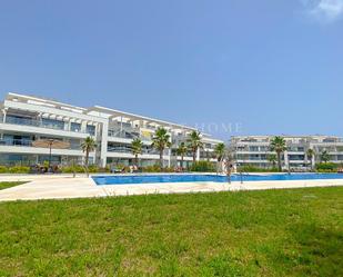 Vista exterior de Àtic en venda en Mijas amb Aire condicionat, Terrassa i Piscina