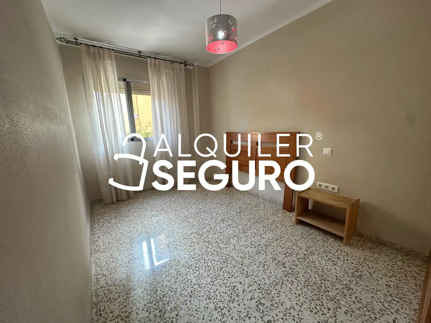 Bedroom of Flat for rent in Málaga  with Air Conditioner, Terrace and Furnished