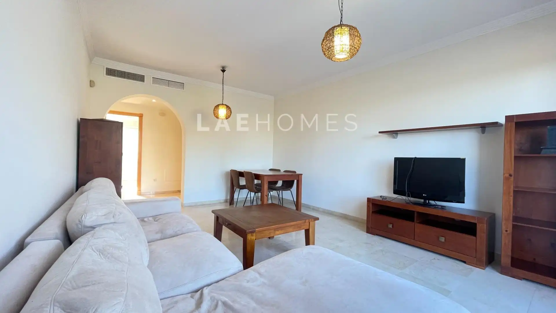 Apartamento con piscina en alquiler en Avenida Avenida Argonautas, imagen 3