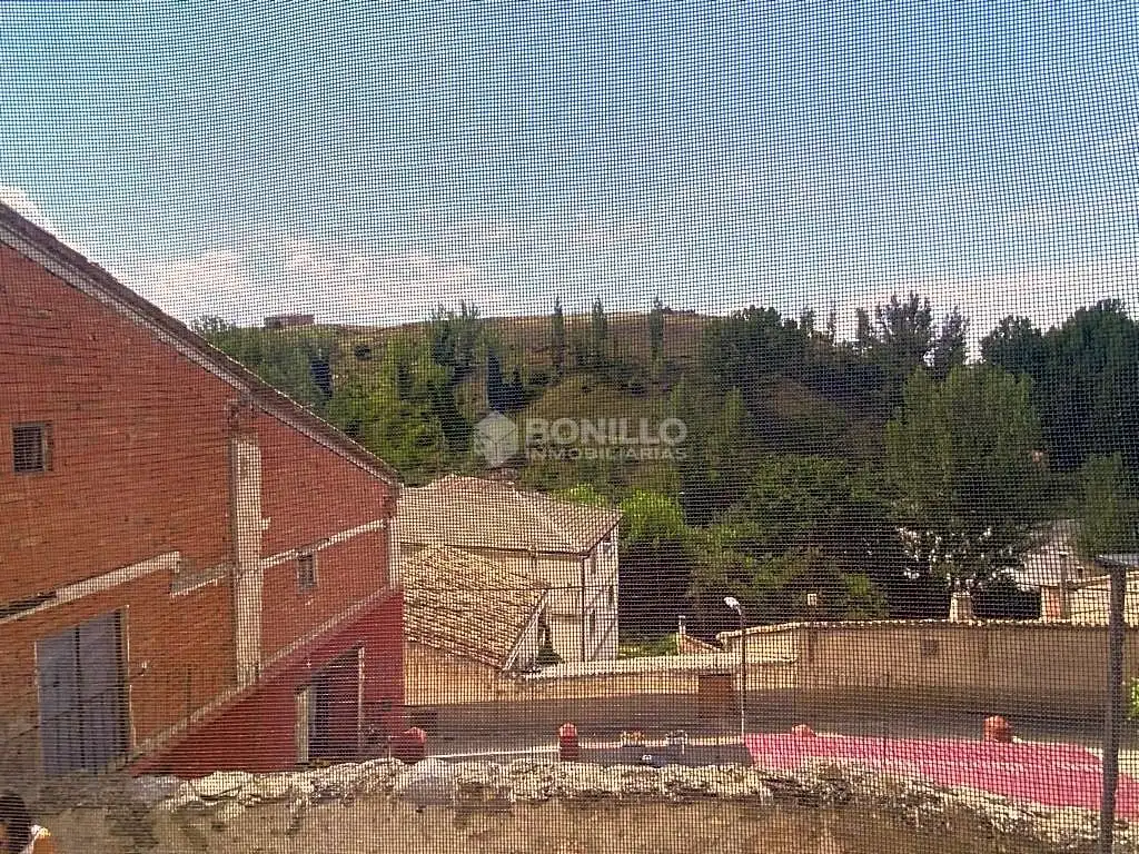 Finca rústica en venda a Calle Iglesia, Perales del Alfambra