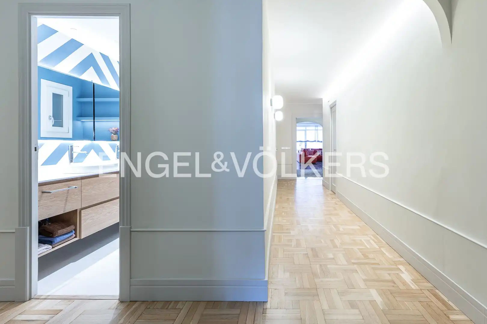 Flat for sale in Barcelona  with Air Conditioner, Heating and Parquet flooring