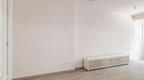 Foto 4 de Piso en venta en Calle Isla Graciosa, Tres Olivos - Valverde, Madrid Capital