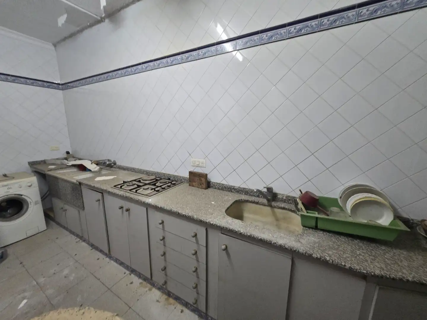 Cuina de Casa adosada en venda en Antella amb Terrassa, Traster i Balcó