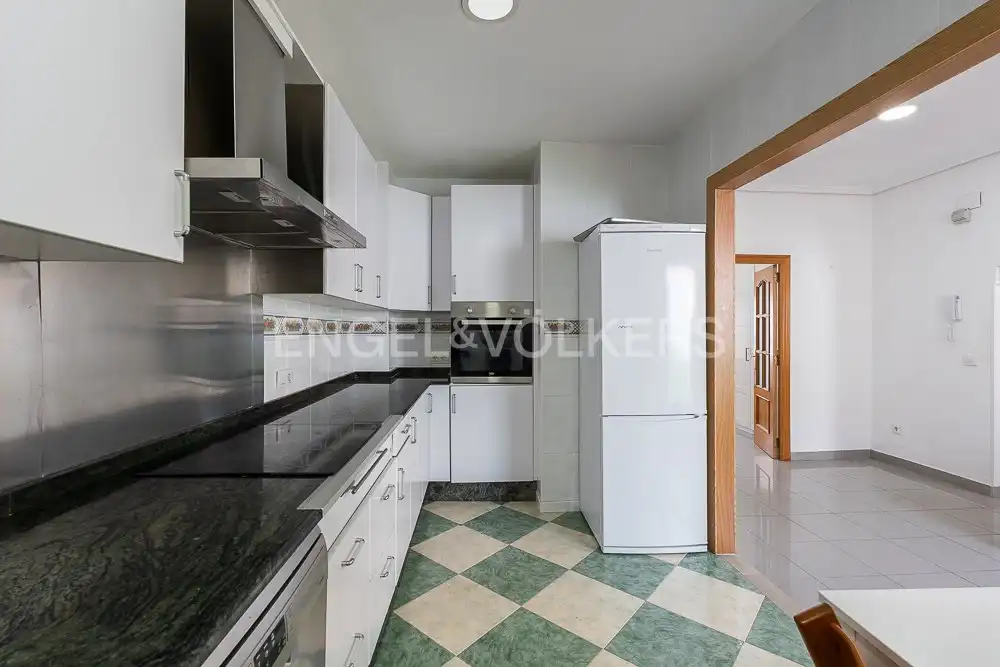 Cocina de Casa o chalet en venta en Valencia con Aire acondicionado, Calefacción y Trastero