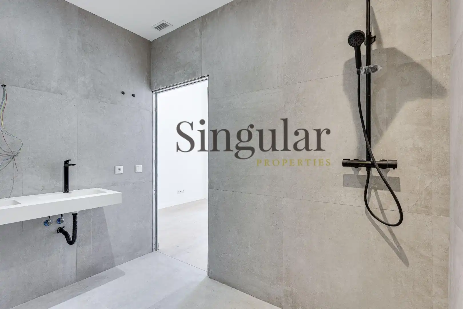 Baño de Ático en venta en Barcelona con Aire acondicionado, Calefacción y Terraza