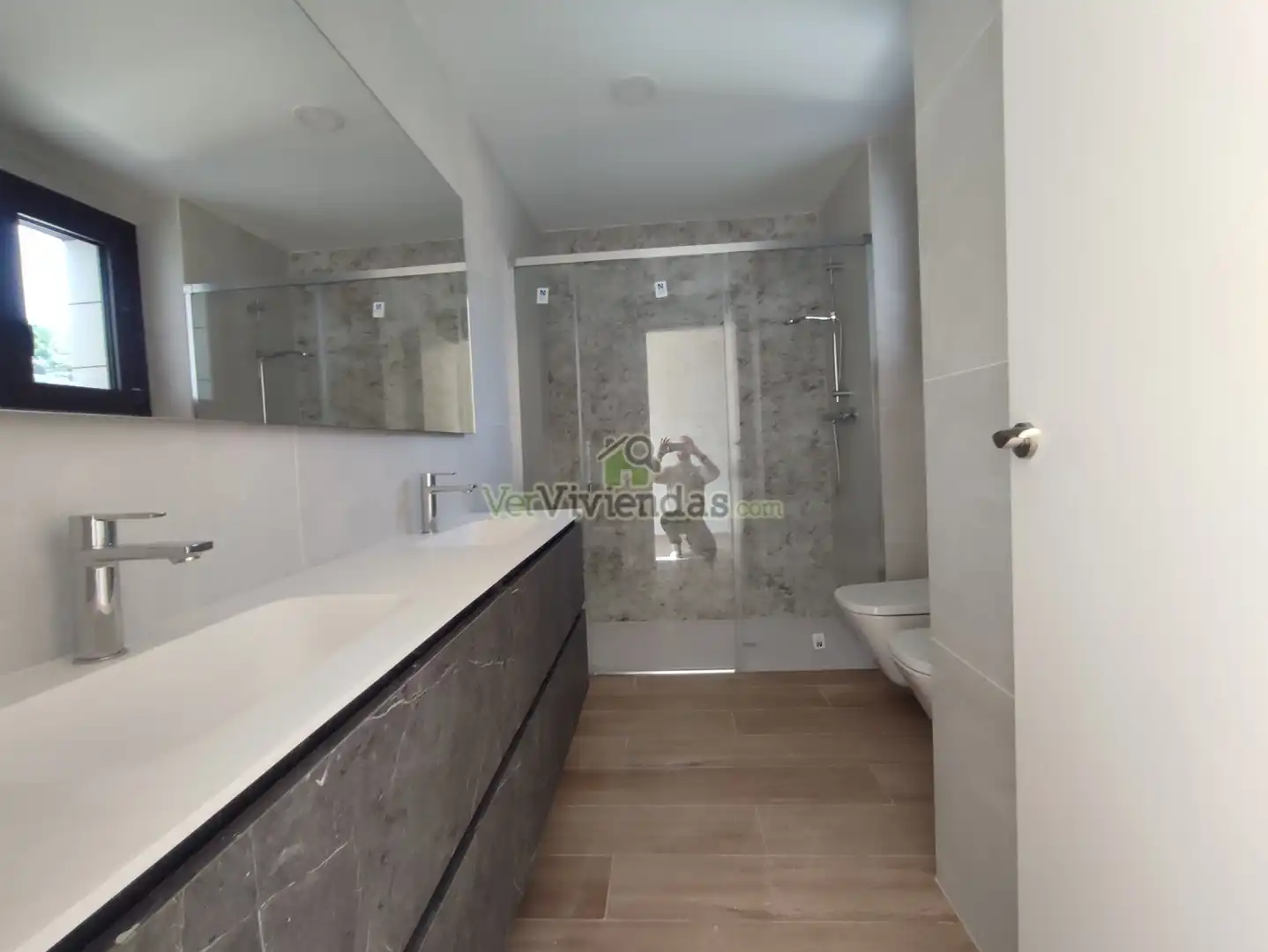Casa o xalet en venda a Carrer Puig de Mira, 28, Sant Esteve Sesrovires