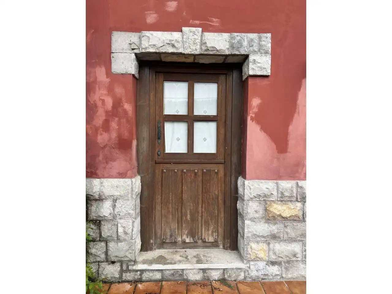 Außenansicht von Haus oder Chalet zum Verkauf in Llanes mit Heizung, Privatgarten und Terrasse