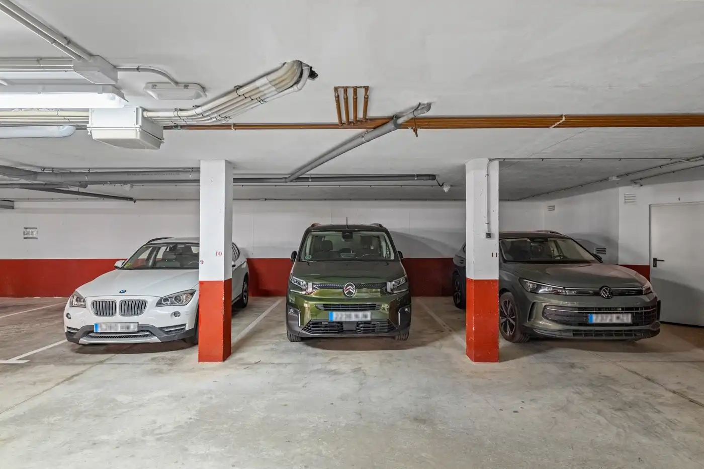 Aparcament de Pis en venda en Orihuela amb Aire condicionat, Calefacció i Moblat