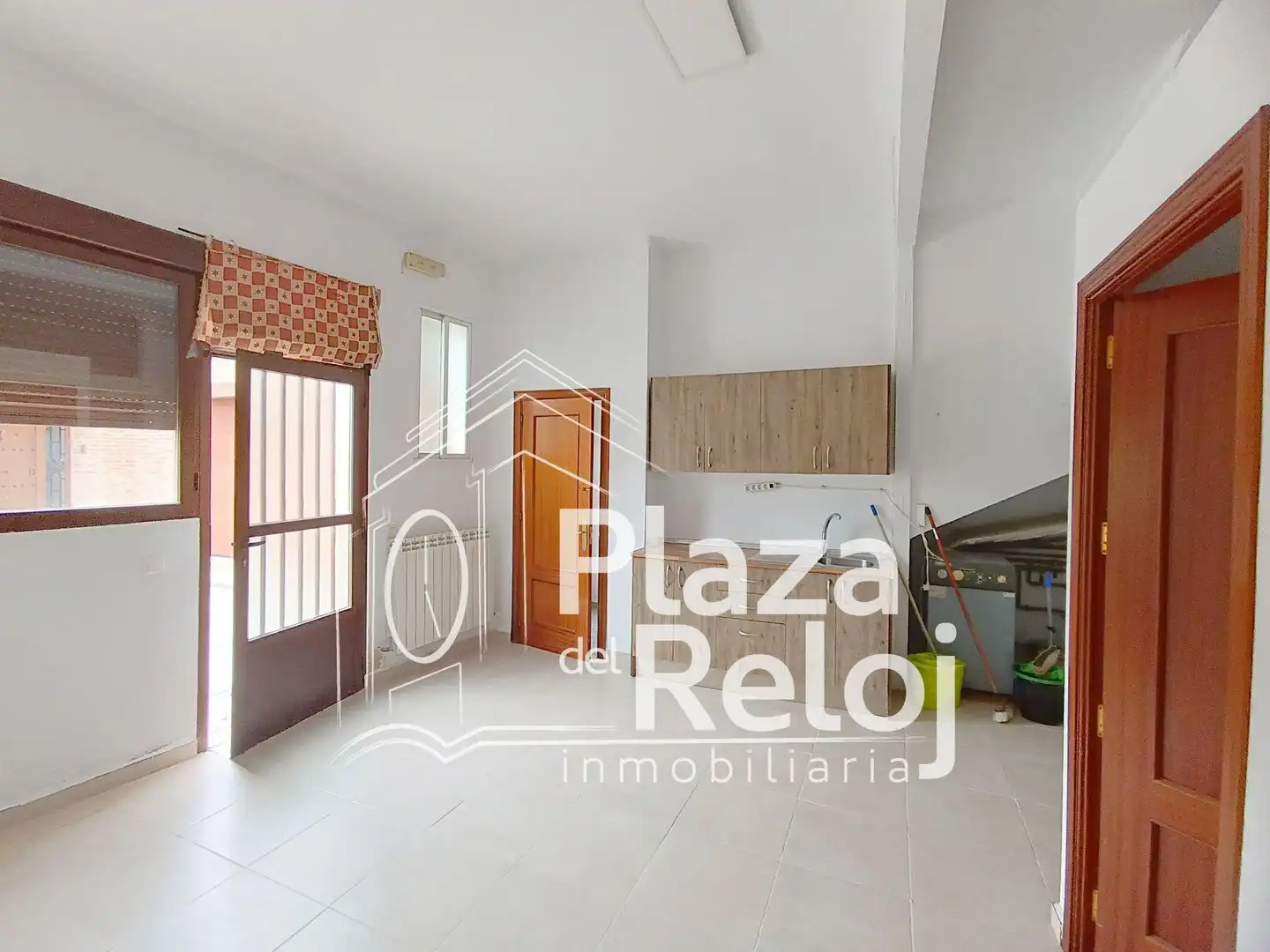 Casa adosada en venda en Navalcán amb Aire condicionat, Terrassa i Traster