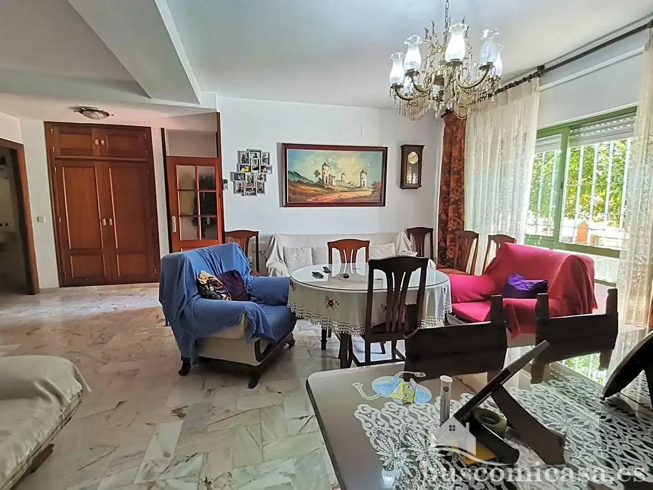 Sala d'estar de Casa o xalet en venda en Linares amb Terrassa i Balcó