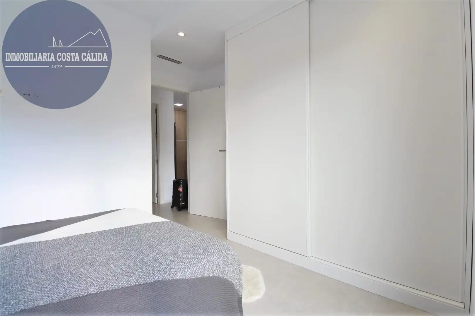 Habitación de Casa adosada en venta en Águilas con Aire acondicionado, Calefacción y Jardín privado