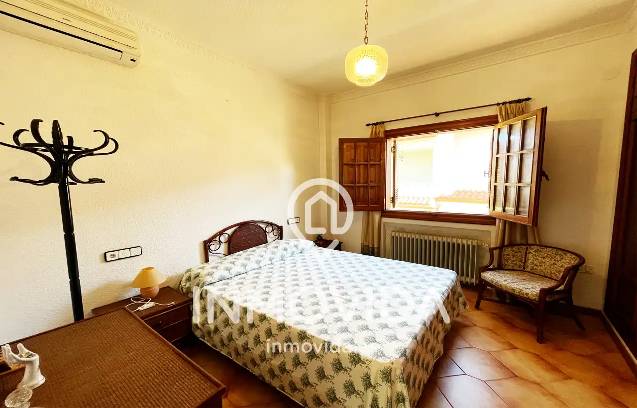 Dormitori de Casa o xalet en venda en Mogente / Moixent amb Aire condicionat, Jardí privat i Terrassa