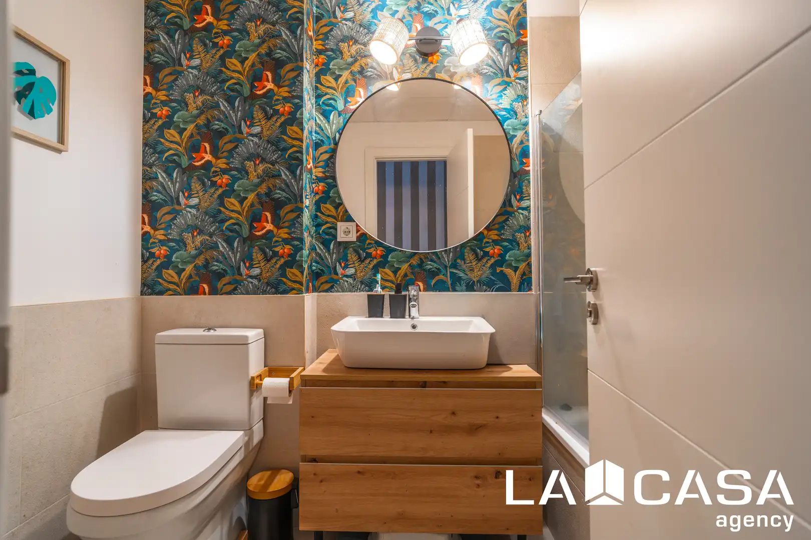 Badezimmer von Wohnung zum Verkauf in Dos Hermanas mit Klimaanlage, Terrasse und Abstellraum