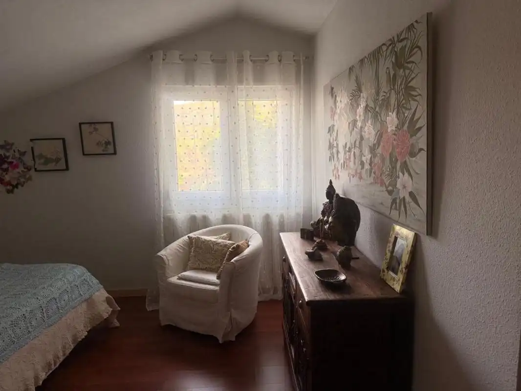 Habitación de Finca rústica en venta en El Espinar con Calefacción, Jardín privado y Terraza