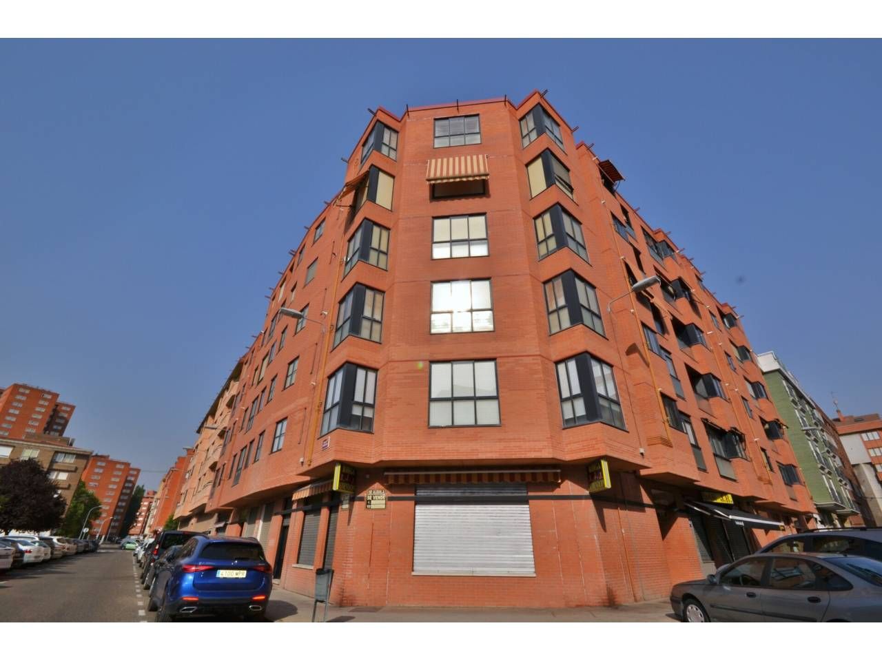 Exterior view of Premises for sale in Palencia Capital