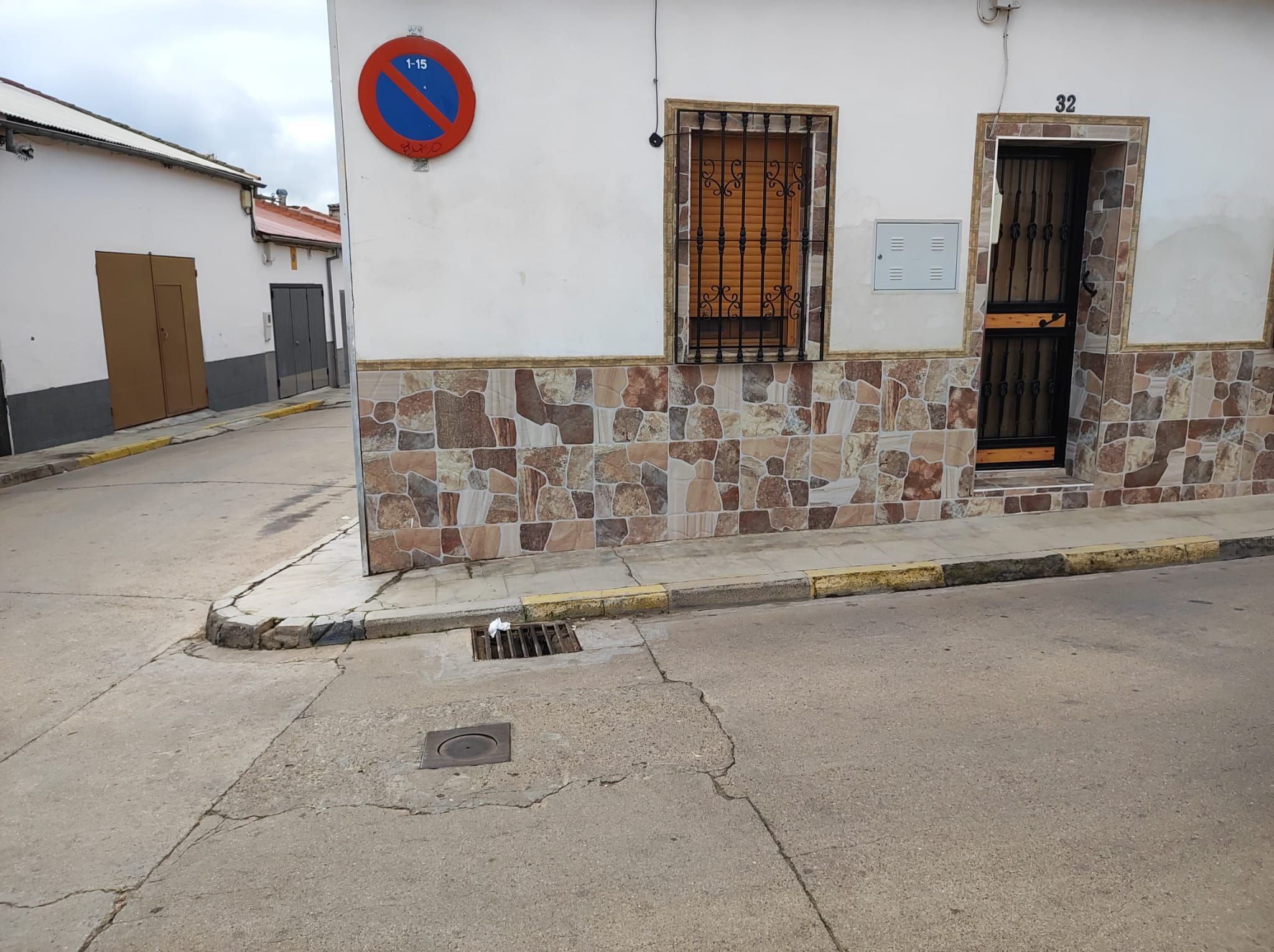 Aparcament de Casa adosada en venda en Peñarroya-Pueblonuevo