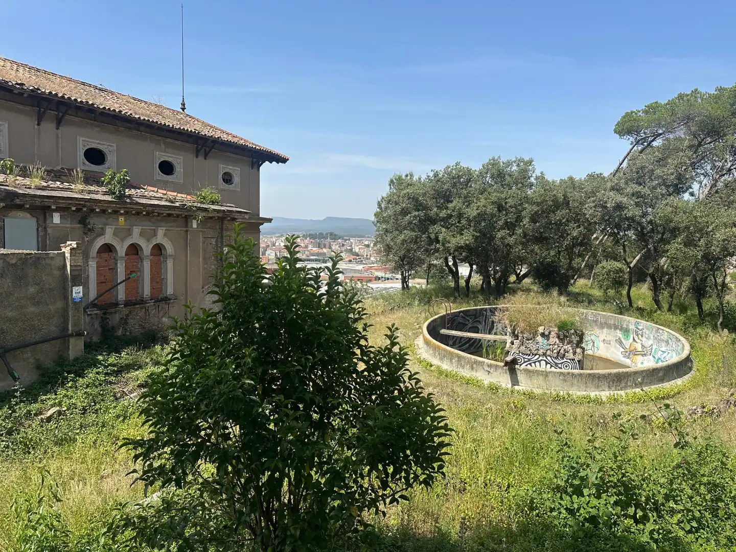 Vista exterior de Casa o chalet en venta en Manresa con Jardín privado, Terraza y Balcón