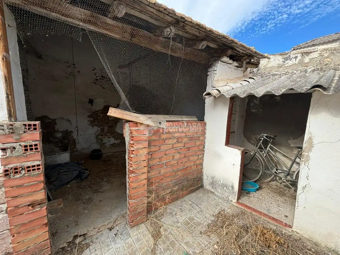 Casa adosada en venda en Écija