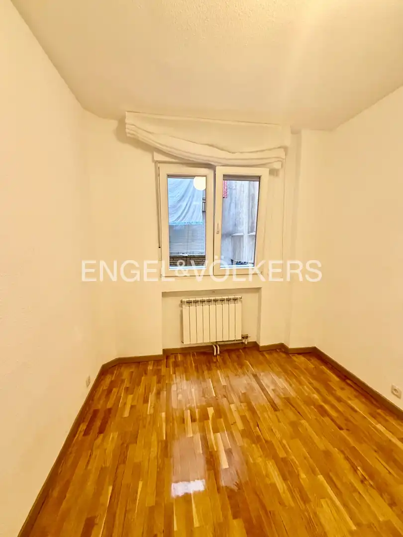 Habitación de Piso de alquiler en Madrid con Aire acondicionado, Calefacción y Parquet
