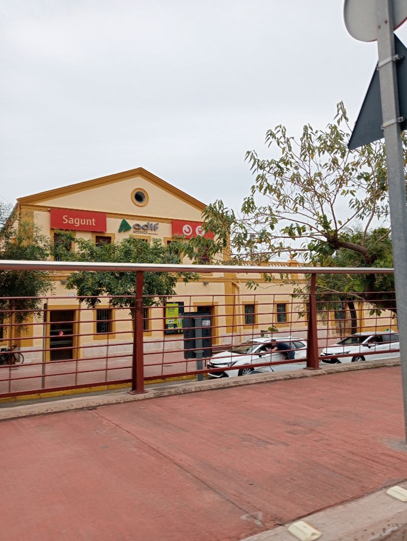 Vista exterior de Pis de lloguer en Sagunto / Sagunt amb Terrassa i Moblat