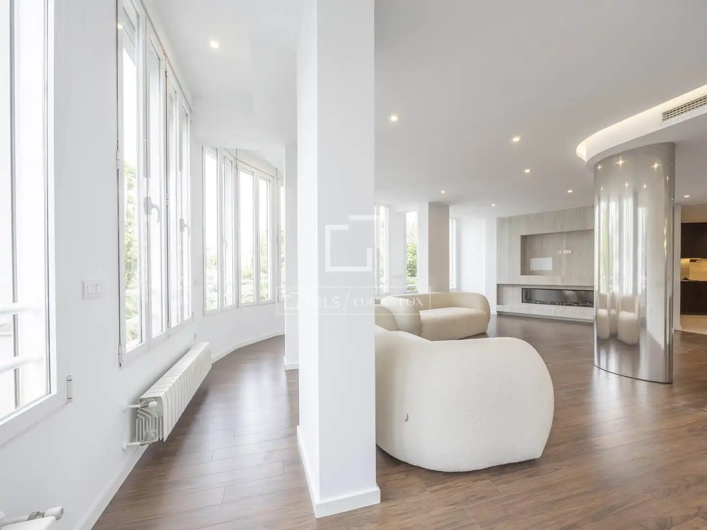 Living room of Flat for rent in Valencia  with Air Conditioner, Heating and Parquet flooring
