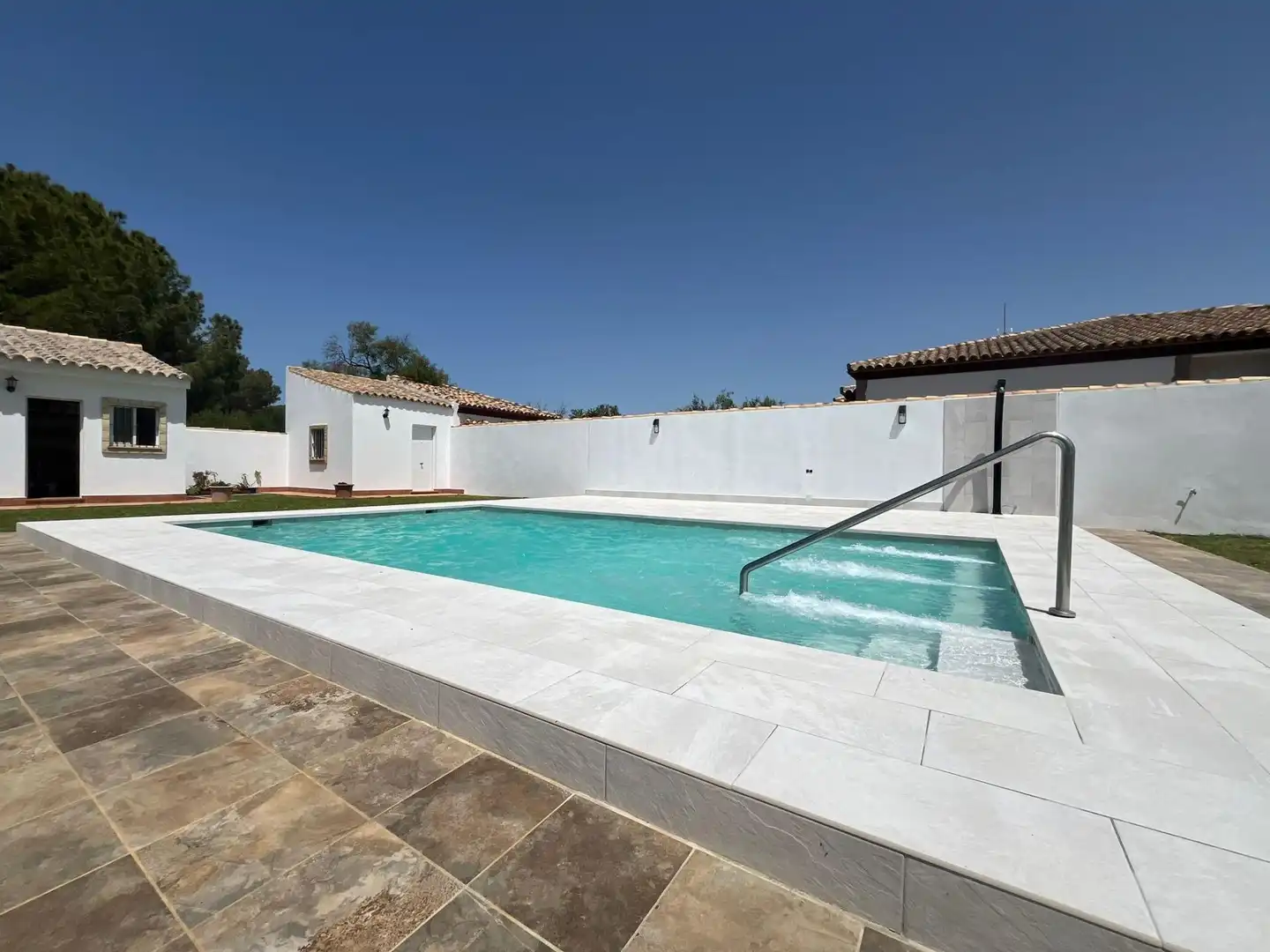Piscina de Casa o chalet de alquiler en Chiclana de la Frontera