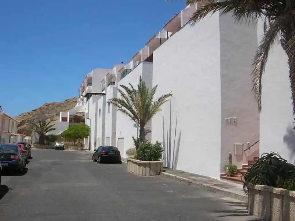 Vista exterior de Garaje en venta en Arico